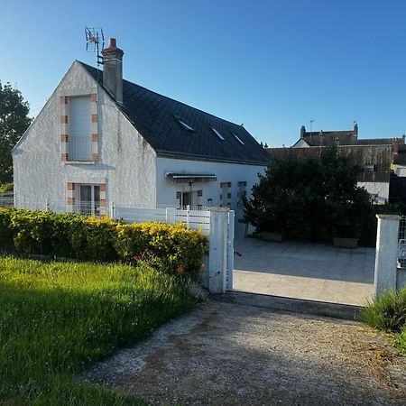 Maison De Bord De Loire Sully-sur-Loire Exterior foto
